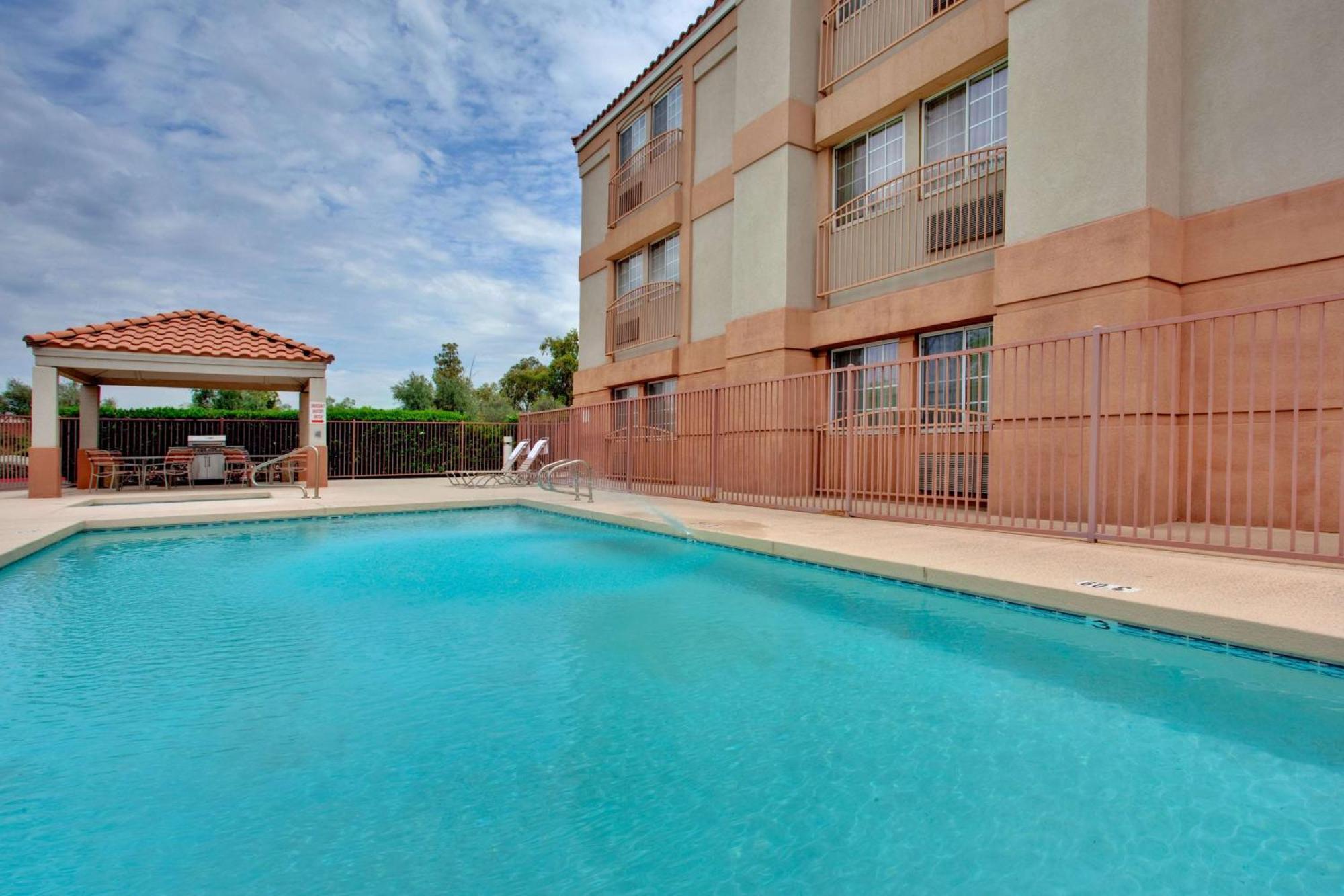 Sonesta Simply Suites Phoenix Темпе Экстерьер фото