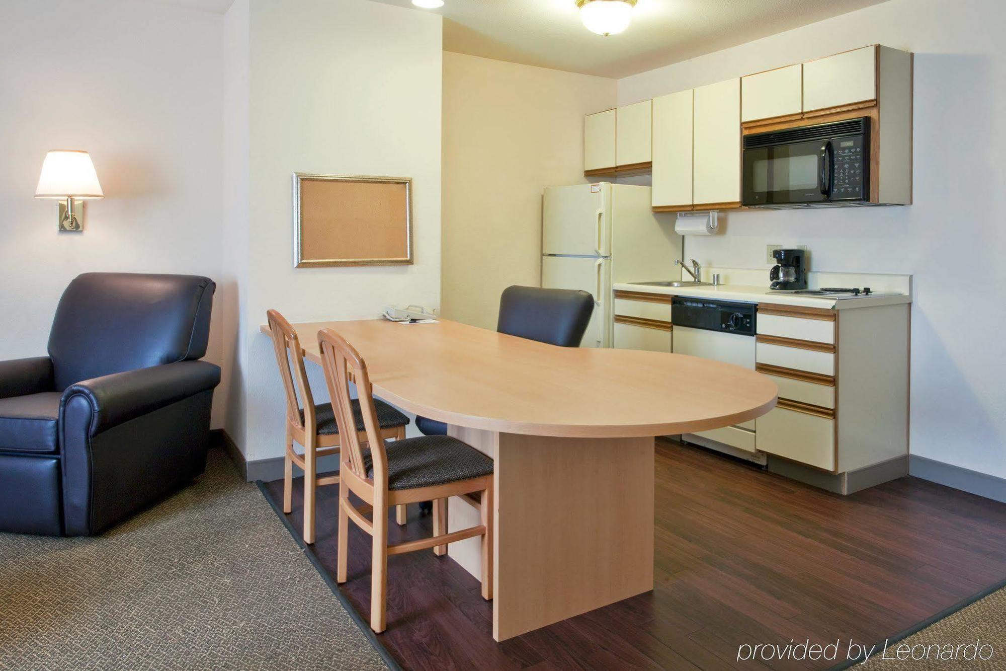 Sonesta Simply Suites Phoenix Темпе Экстерьер фото